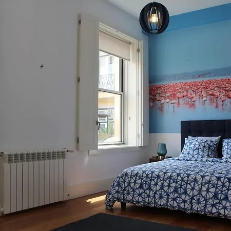 Beautiful 3-story House In Chiado With A 40m² Private Terrace