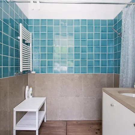 Beautiful 3-story House In Chiado With A 40m² Private Terrace